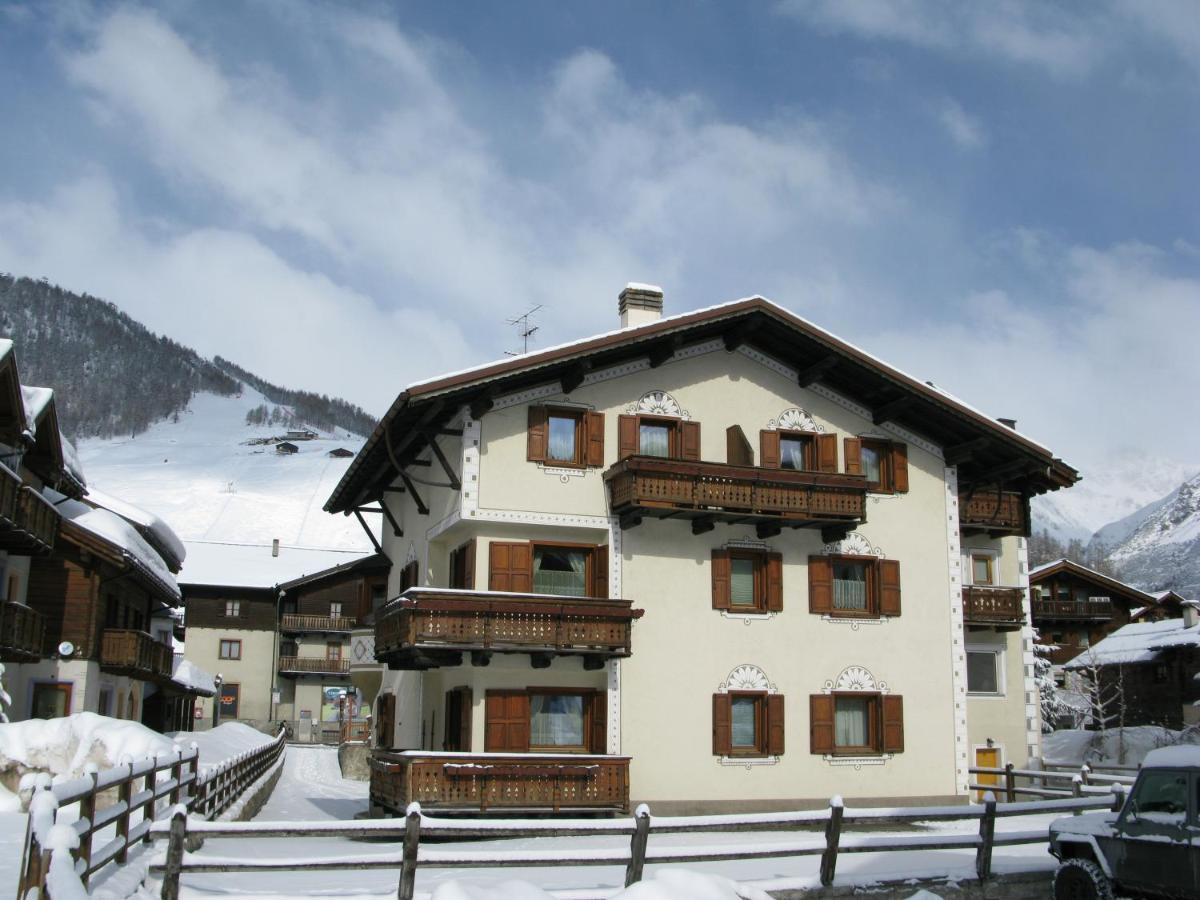 Residence L'Arcobi Livigno Exterior photo